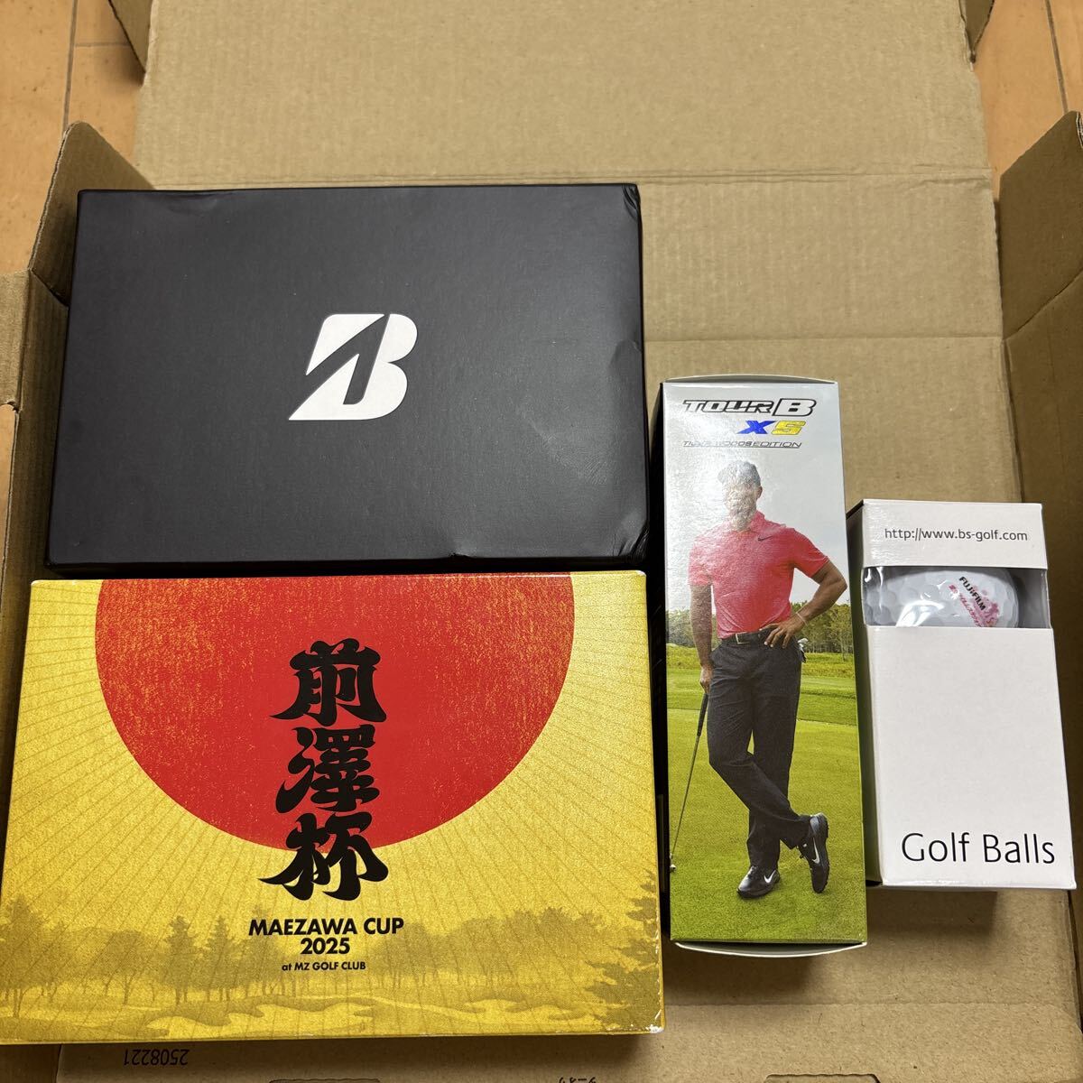 激レア品 ブリヂストン ゴルフボール TOUR B XS 前澤杯・ANA Open・タイガーウッズ他 新球17球 未使用品 送料込拍卖