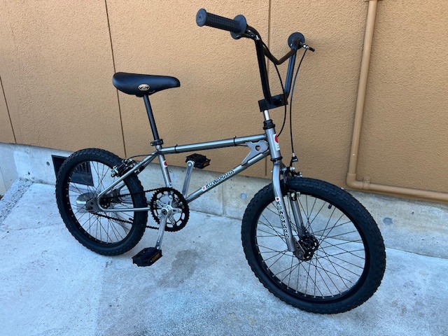 BMX 直接引取り大歓迎 世界限定20台 2020年 KUWAHARA クワハラ KE-01 RAWカラー フルカスタム OLDBMX SuperMaxy OGK NITTO screaminWheels拍卖