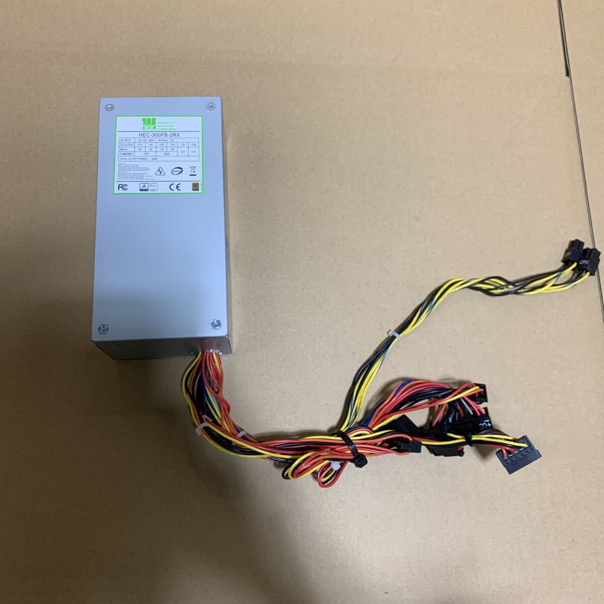 HEC TFX電源 HEC-300FB-2RX(300W、80PLUS BRONZE)動作確認済み拍卖