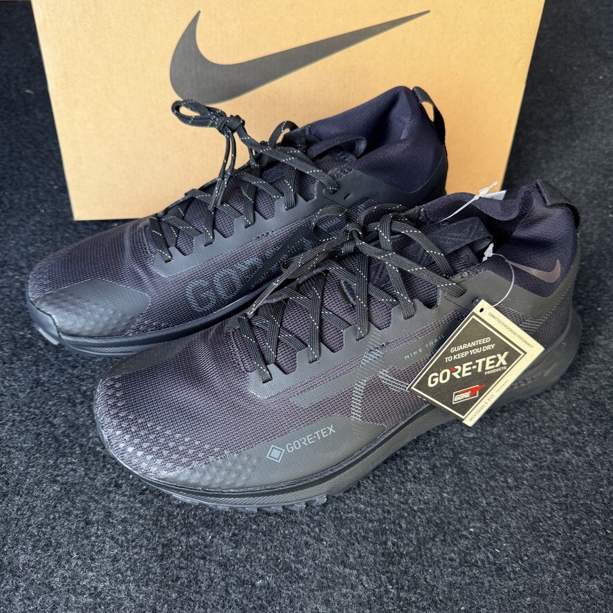 GORE-TEX 27.5cm 新品未使用 NIKE PEGASUS TRAIL 4 GTX V2 ナイキ ペガサス トレイル ゴアテックス GTX 登山 シューズ 防水 黒 箱有り拍卖