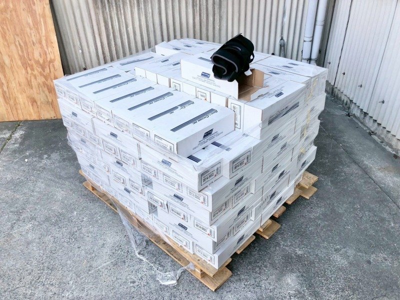 【新品】膝サポーター Mサイズ 142個 ヒンジ付きニーブレース チューブ状バットレス付き BIRD&CRONIN 0814-5693 ☆BL8GM-W#25拍卖