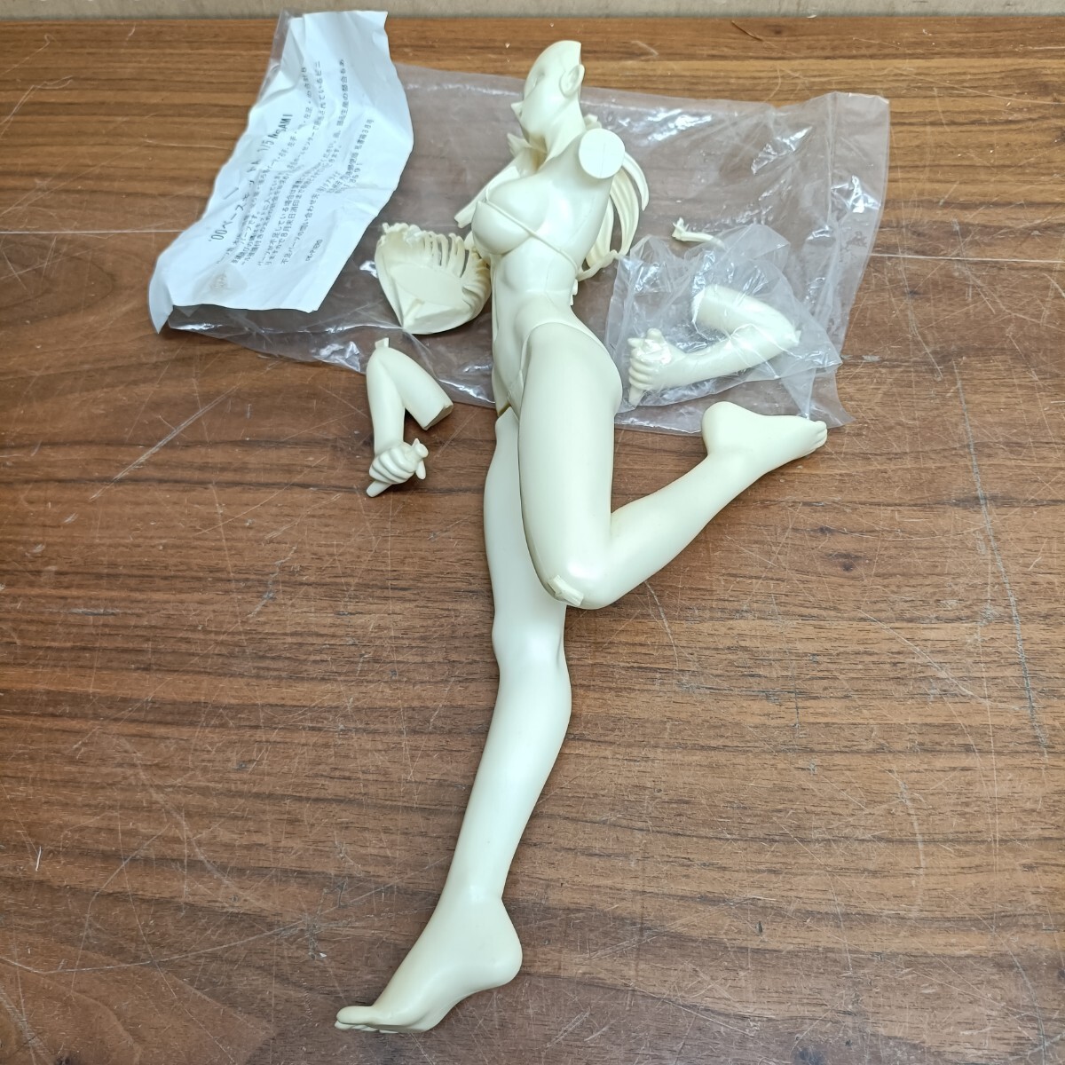 絶版 MASAMI '00ベースキットA リアライズ ガレージキット 1/5 フィギュア 原型製作 K.PIERO 未組立品拍卖