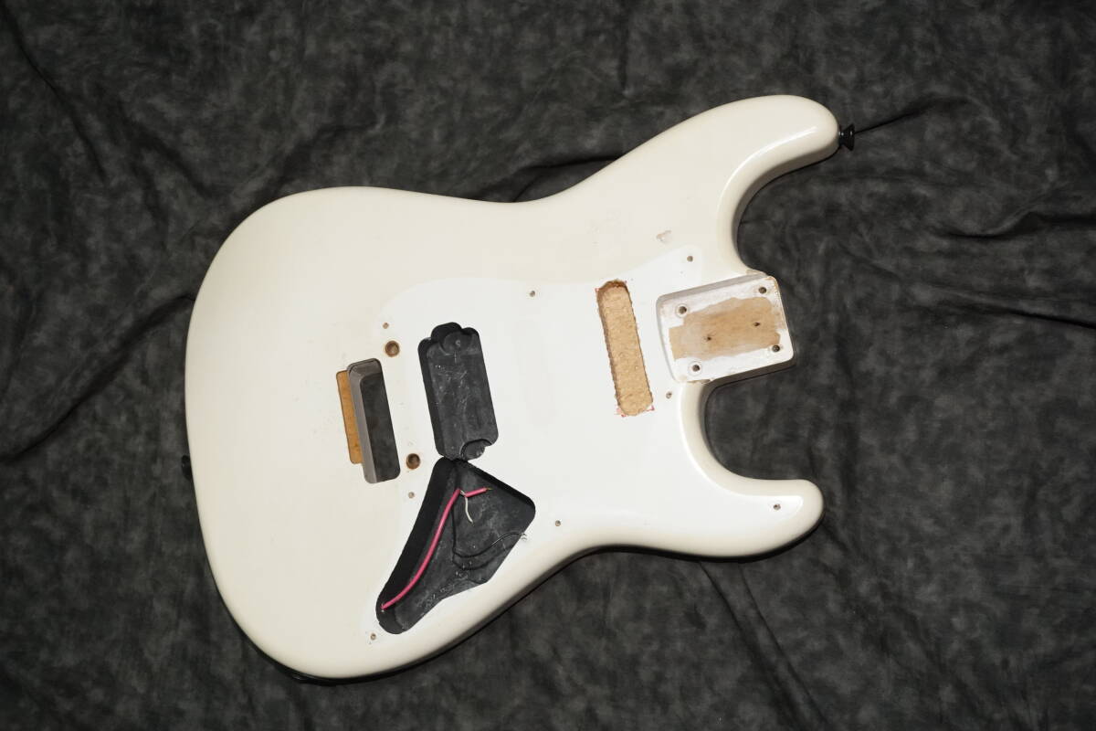 ■ 1ハム ■ ストラト ボディ サイドジャック アラン・ホールズワース・モデル? Junk ジャンク拍卖