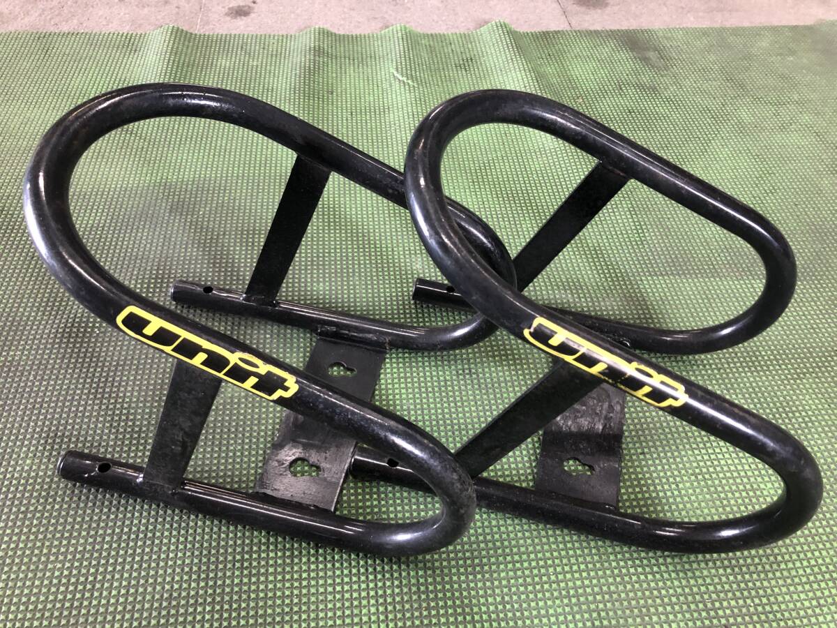 ★unit製バイクスタンド?2個セット★タイヤストッパー トランポ積載用★拍卖