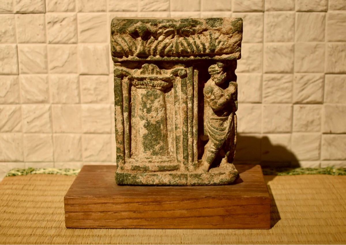 【GE】E808【コレクター所蔵品】時代 ガンダーラ石仏レリーフ/仏教美術 仏像 佛 置物 彫刻 骨董品 時代品 美術品 古美術品 ba拍卖