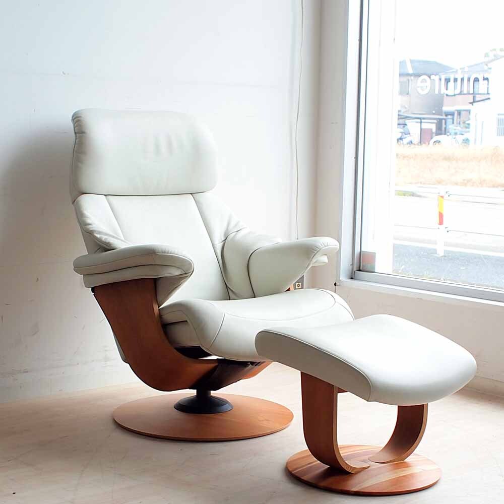 カリモク/karimoku 「ザ・ファースト」 本革 リクライニングチェア オットマン付き ZR24312拍卖