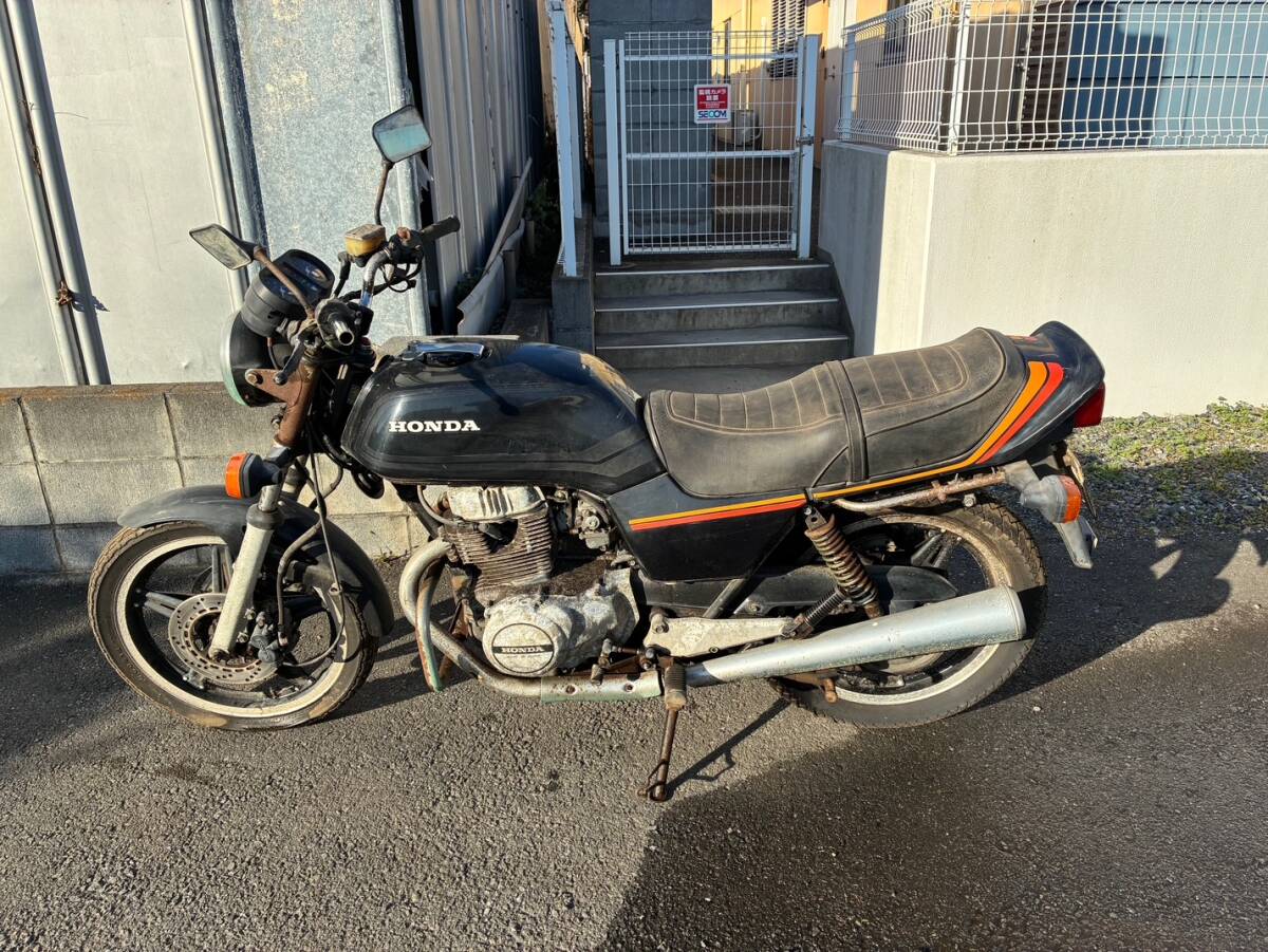 HONDA 希少車スパーホーク(MC03)250CC 長期放置、錆酷い、部品取り、ストアベースに書類あります拍卖