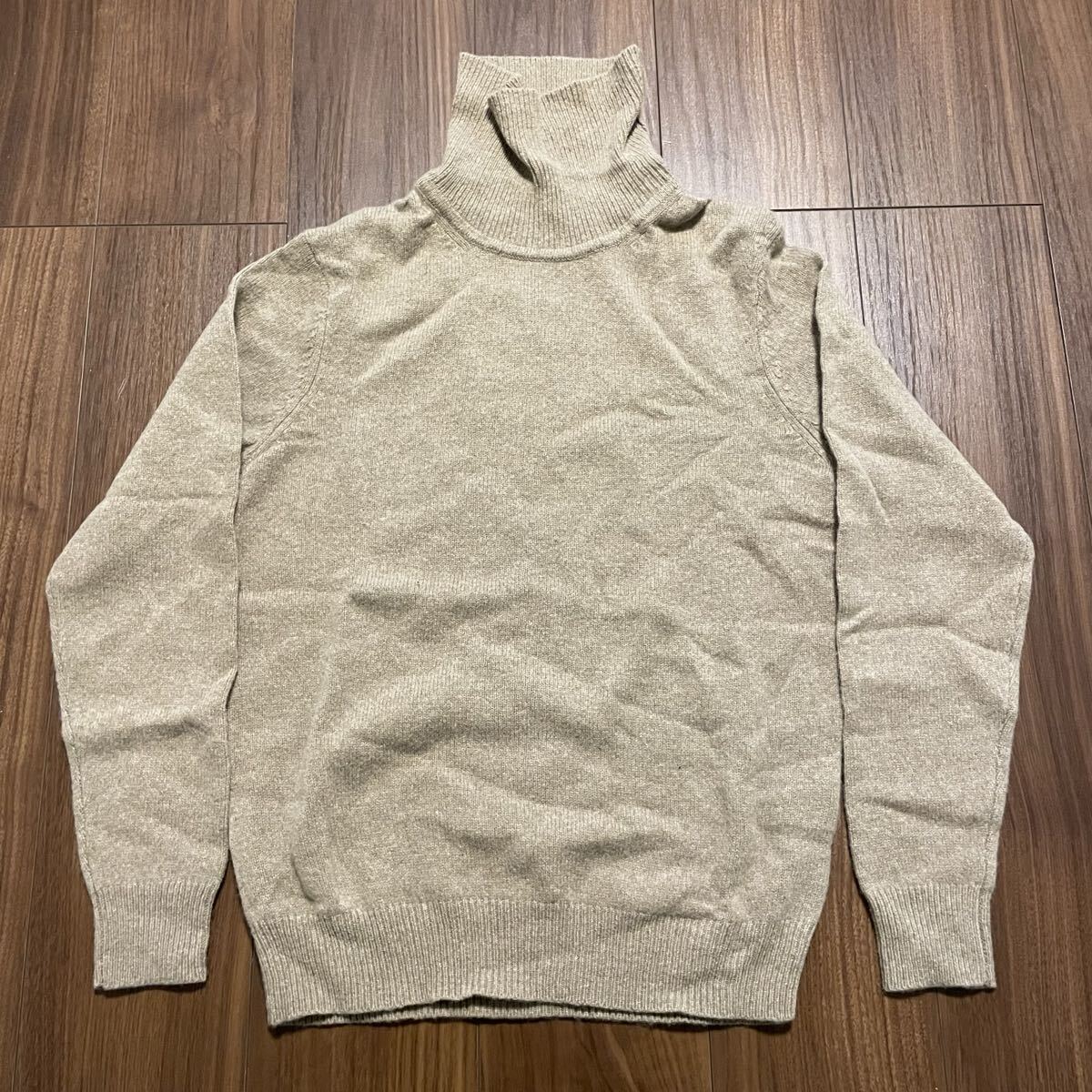 ☆UNIQLO ユニクロ☆タートルネックセーター☆長袖セーター☆毛100%☆Sサイズ☆ベージュ☆メンズ☆拍卖