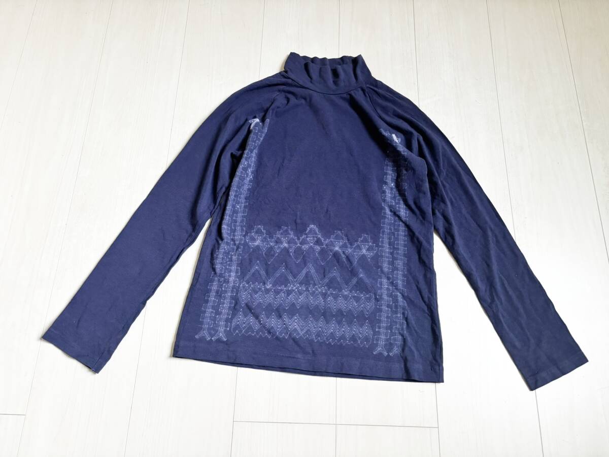 ISSEY MIYAKE HaaT イッセイミヤケ ハート カットソー エスニック柄 ハイネック ストレッチ 紺 ネイビー 長袖 2 HA11JJ702 ▼1230拍卖
