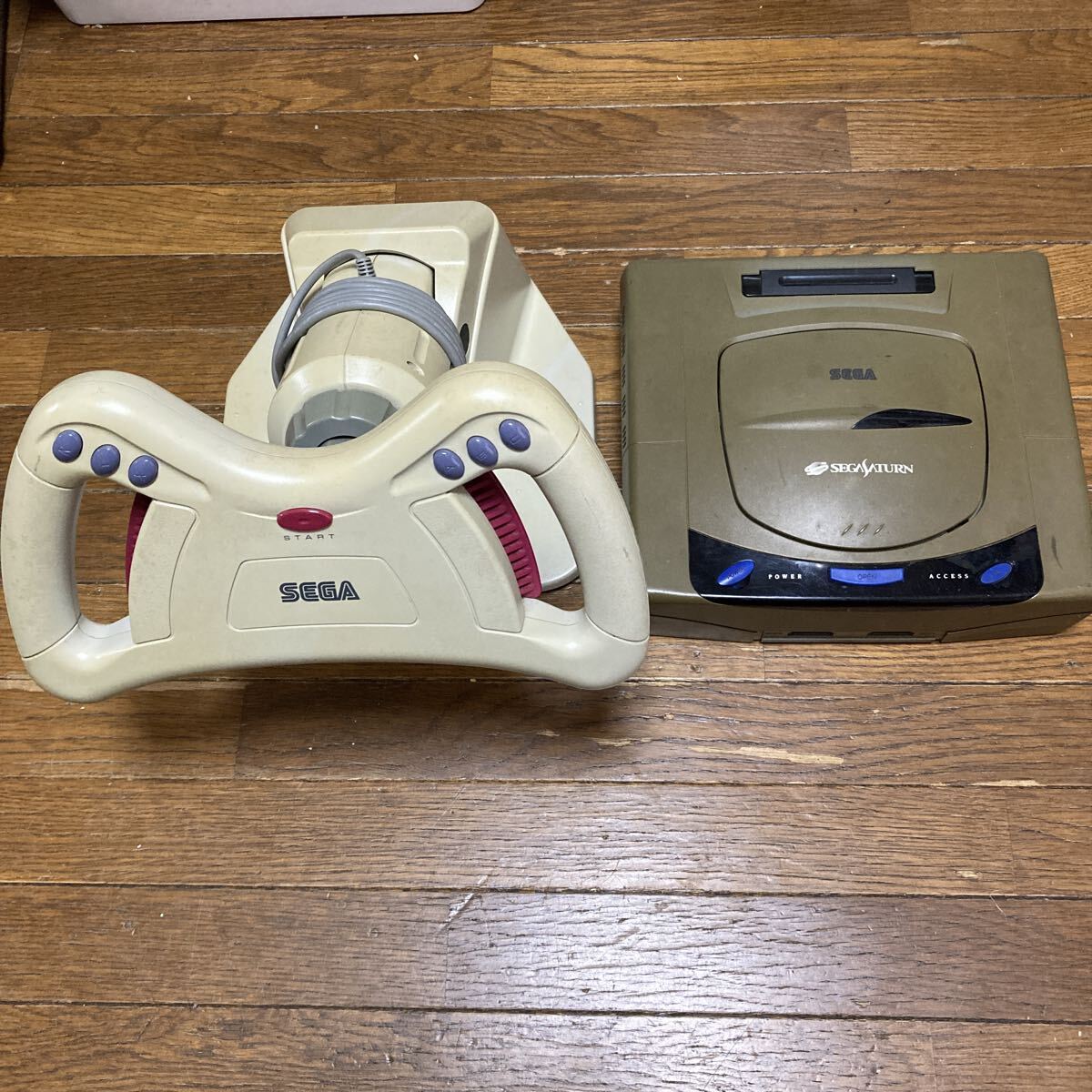 SEGA セガ セガサターン 本体 & レーシングコントローラー HSS-0141拍卖