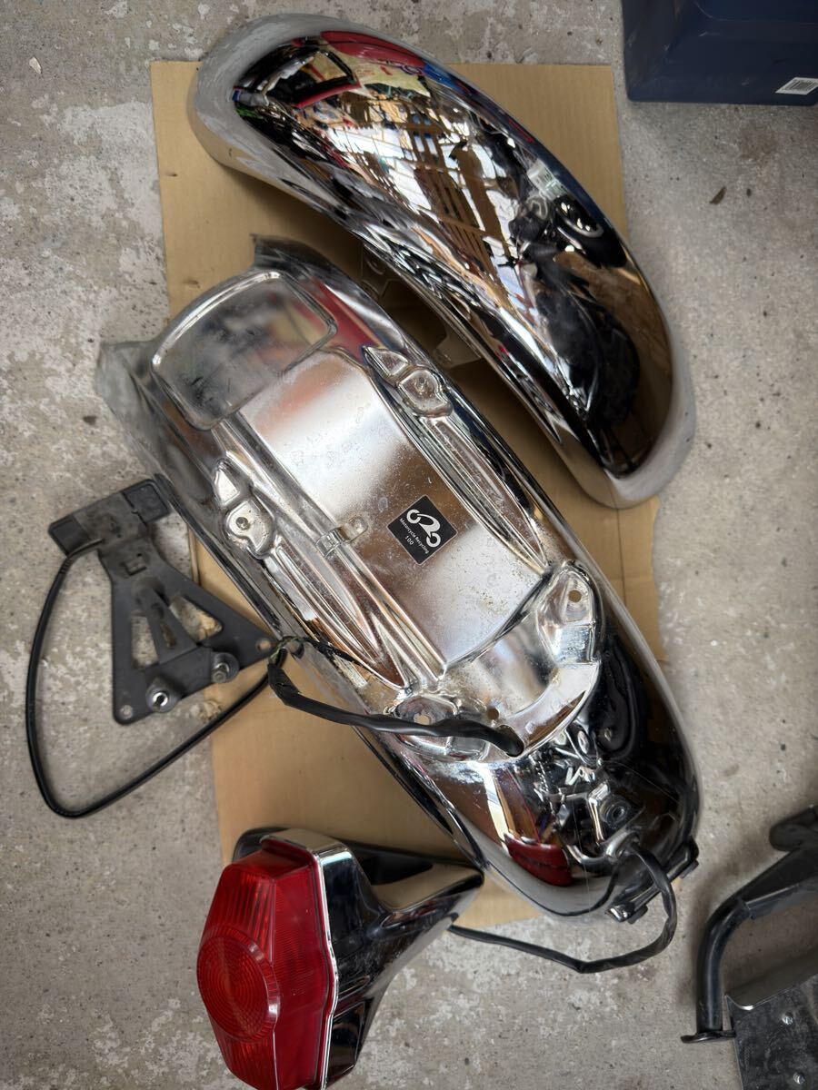 CB1100SC65外しフロントフェンダー リアフェンダー テールランプ拍卖
