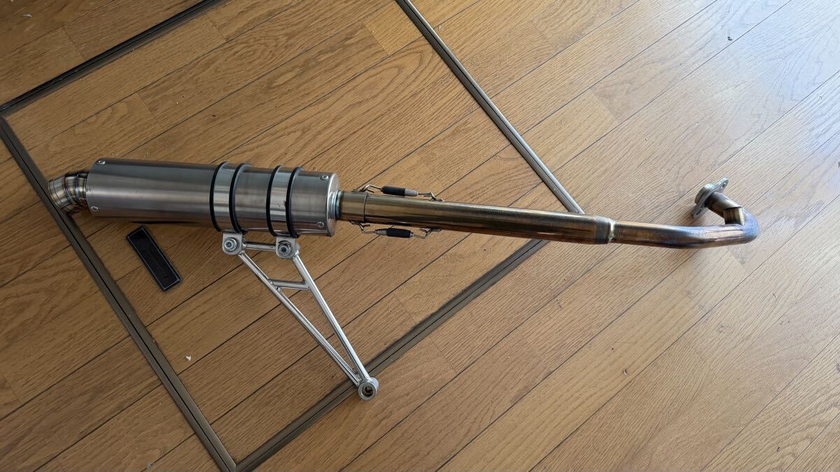 シグナスX 2型 3型 ガレージバルマフラー yutakachannelコラボマフラー 拍卖