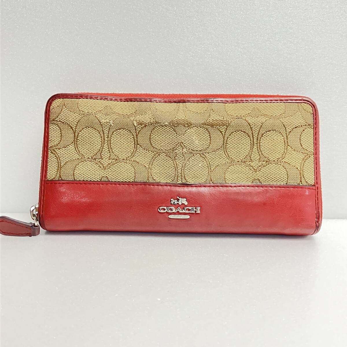 コーチ ジッピーウォレット ロゴ シグネチャー拍卖