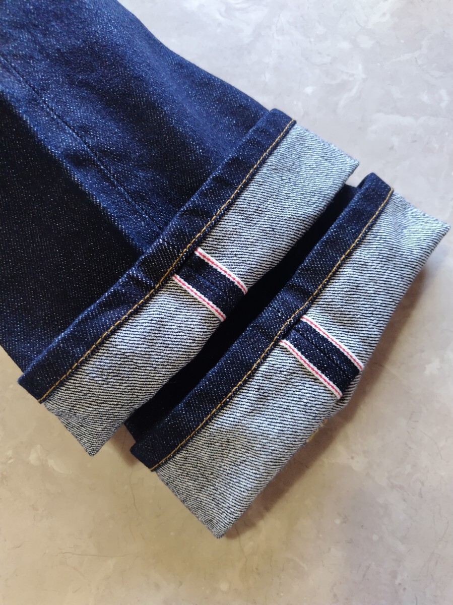 濃紺 美品 ユニクロ UNIQLO 30インチ デニムパンツ 赤耳 セルビッジ オールドユニクロ OLD UNIQLO ジーンズ セルヴィッチインディゴデニム拍卖