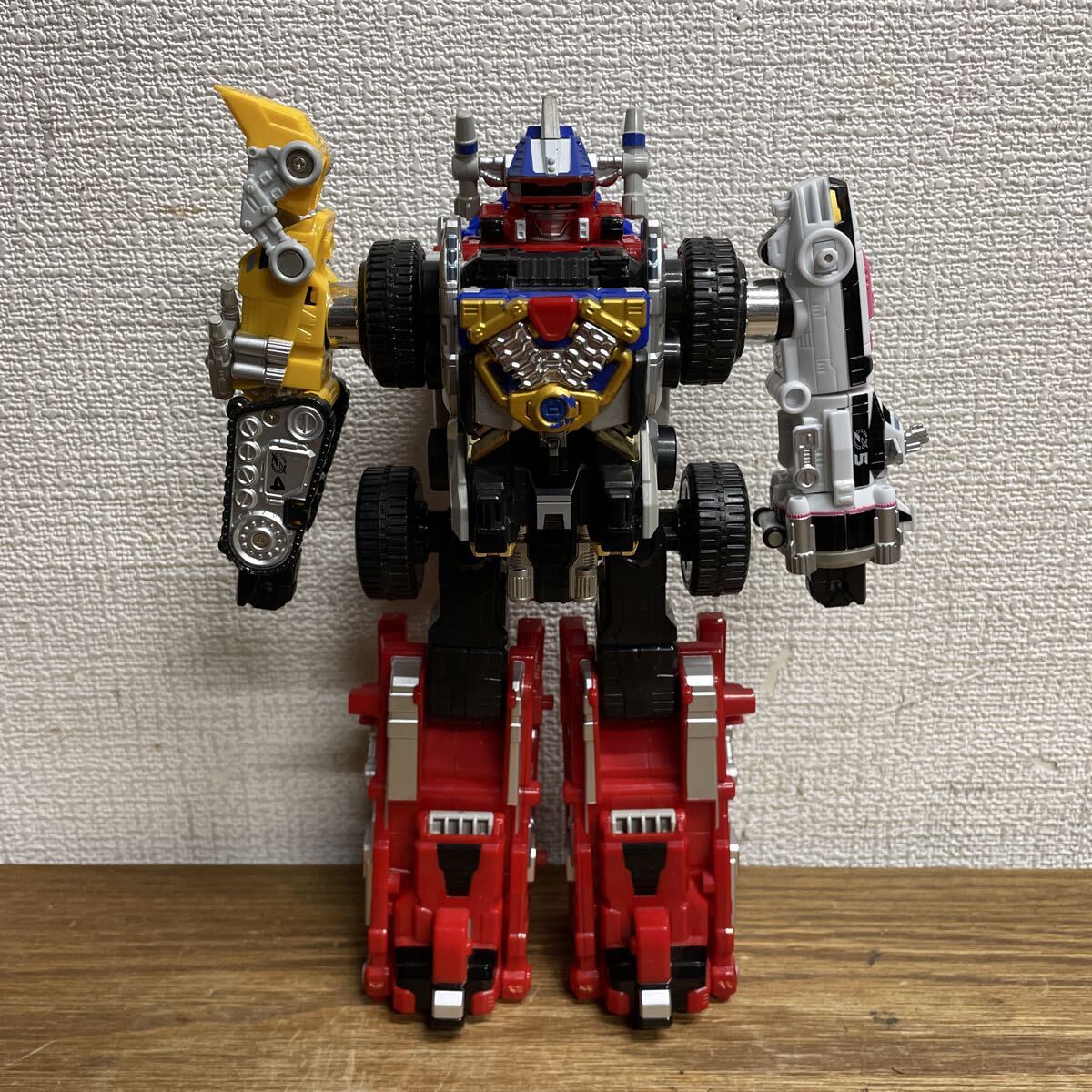 UTT960 轟轟戦隊ボウケンジャー アルティメットダイボウケン BANDAI バンダイ 当時物★同梱可 玩具 プラモデル フィギュア 現状品拍卖