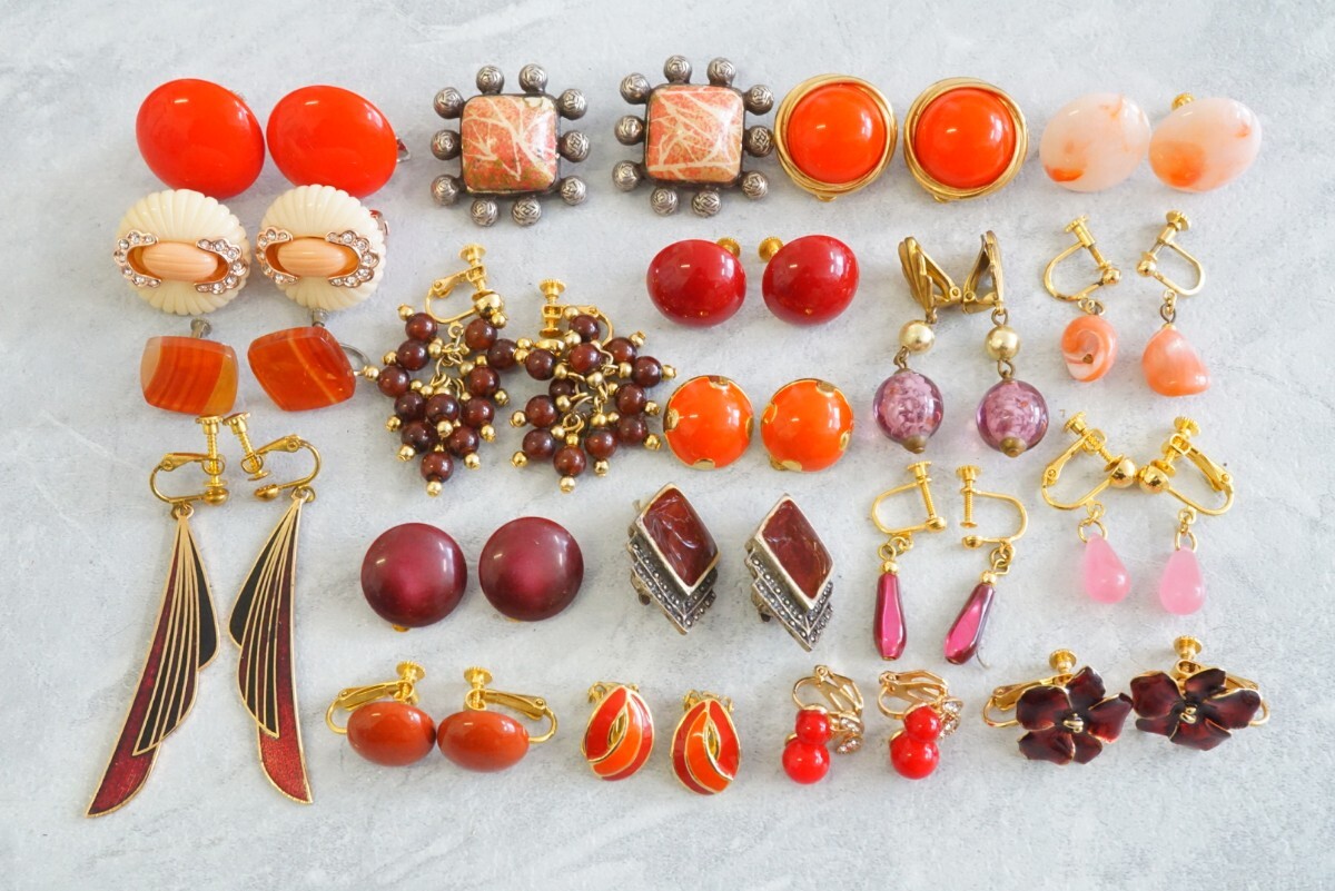 C1254 赤/ピンク/紫色系 海外製など ヴィンテージ イヤリング 20点セット アクセサリー 両耳揃い 大量 まとめて おまとめ まとめ売り拍卖