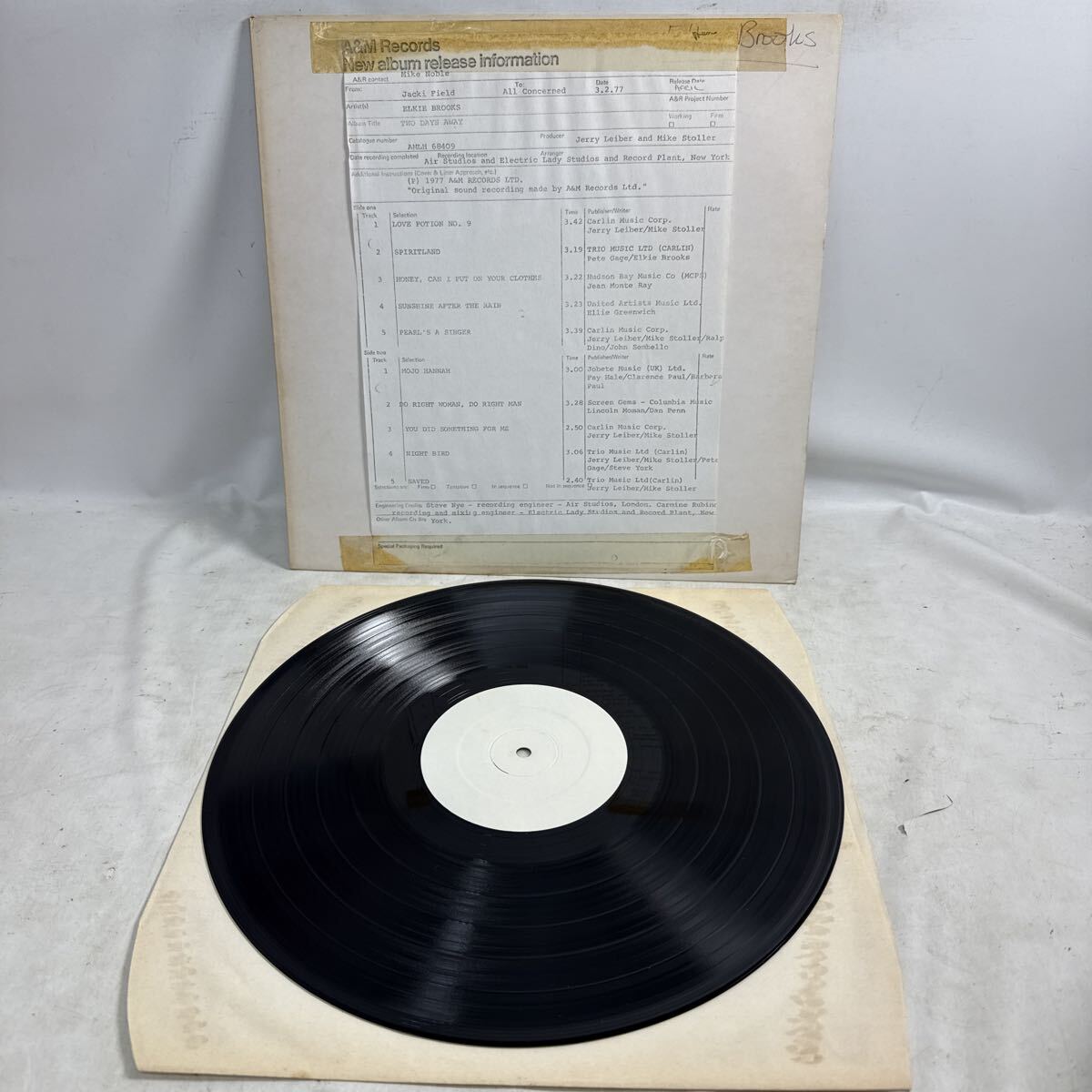 K212-028 お宝級 希少 テスト盤 白盤 ホワイトレーベル ELKIE BROOKS エルキー・ブルックス TWO DAYS AWAY AMLH68409 非売品 レコード LP拍卖