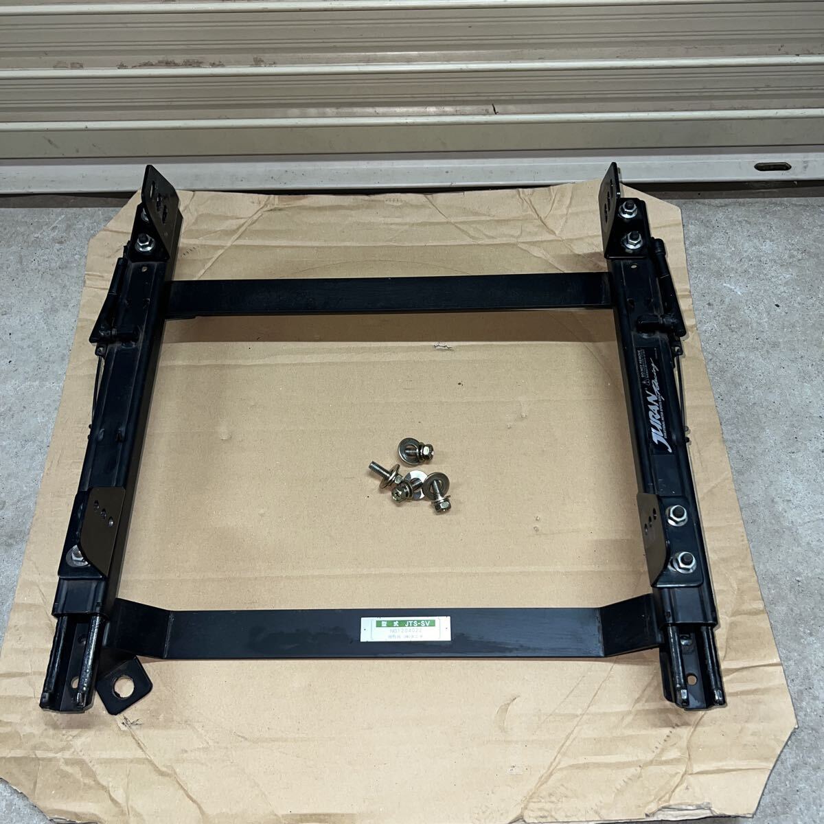 送料込み AE86専用 XLシートレール(運転席用) テックアート製 JURAN製拍卖