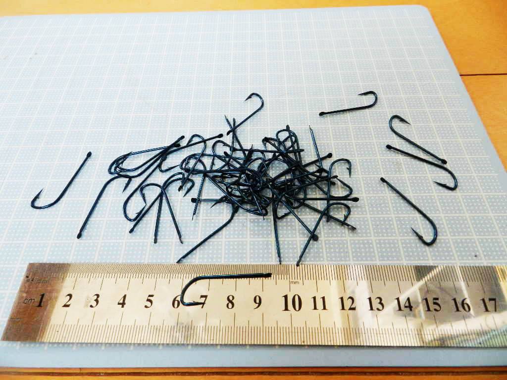 ウナギの針(うなぎ、鰻、ウナギバリ)中 約33mm 30本(定形郵便110円)拍卖