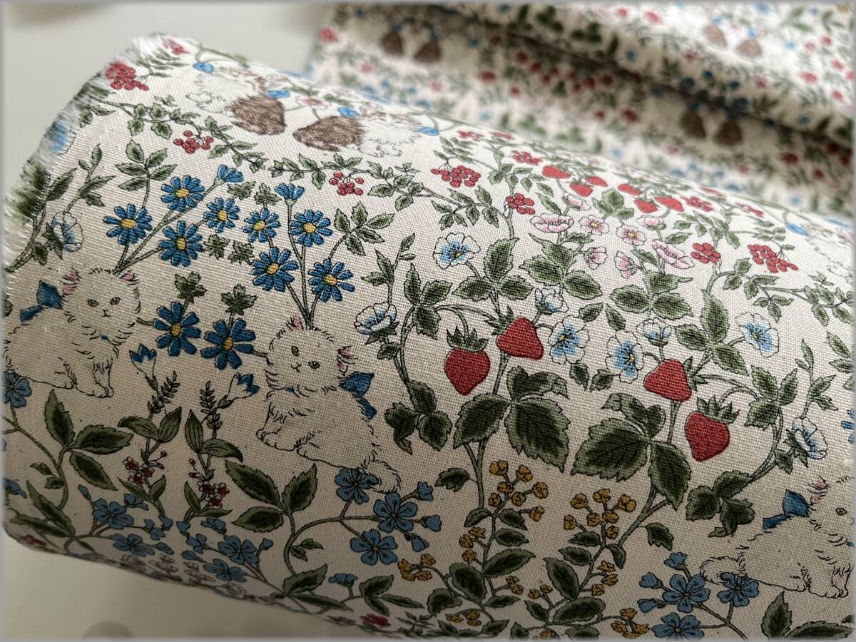 mets★5m*ネコ猫*苺ボタニカル*綿キャンバス*生成り*コットン1A拍卖