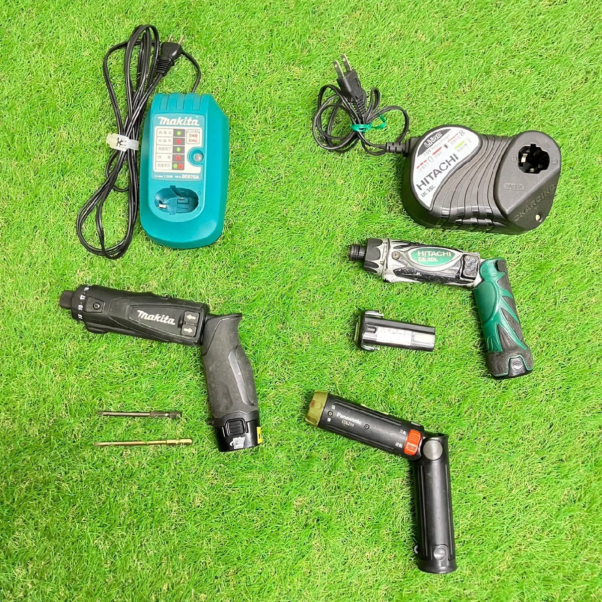【現状品】『12-100』マキタ 日立工機パナソニック充電式ペンドライバドリルドリルドライバコードレスドライバドリル3点充電器バッテリー他拍卖