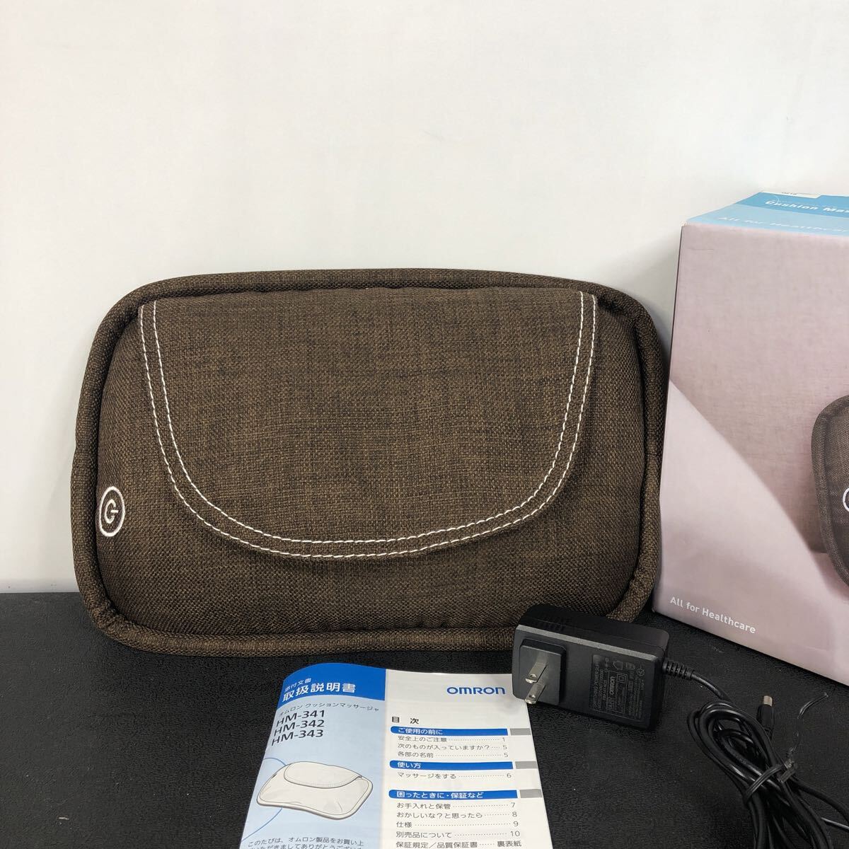 OMRON オムロン クッションマッサージャHM-341 家庭用 マッサージ器 説明書あり作動品拍卖