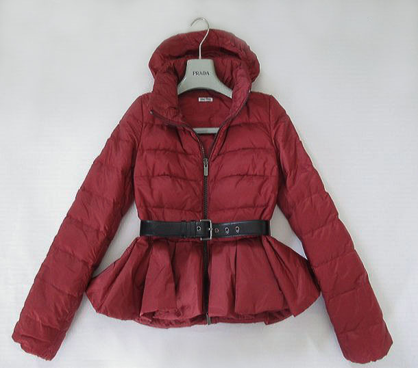 MIU MIU ミュウミュウ 大人の赤 ペプラム フリル ダウン ジャケット コート 38 Size拍卖