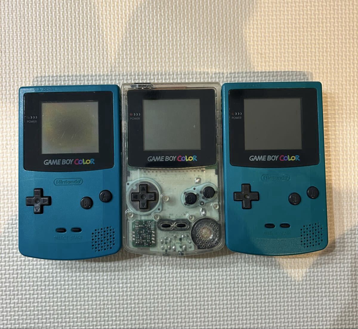 動作品 1円〜 任天堂 ゲームボーイカラー 本体 まとめて 3台 セット Nintendo ニンテンドー GAMEBOY COLOR GBC 動作確認済み拍卖