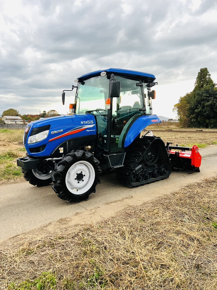 【埼玉県】イセキトラクターNTA55 GEAS パワクロ仕様 ハイスピード エアコンキャビン 55馬力 モンロー 4WD パワステ 自動水平 PTO拍卖