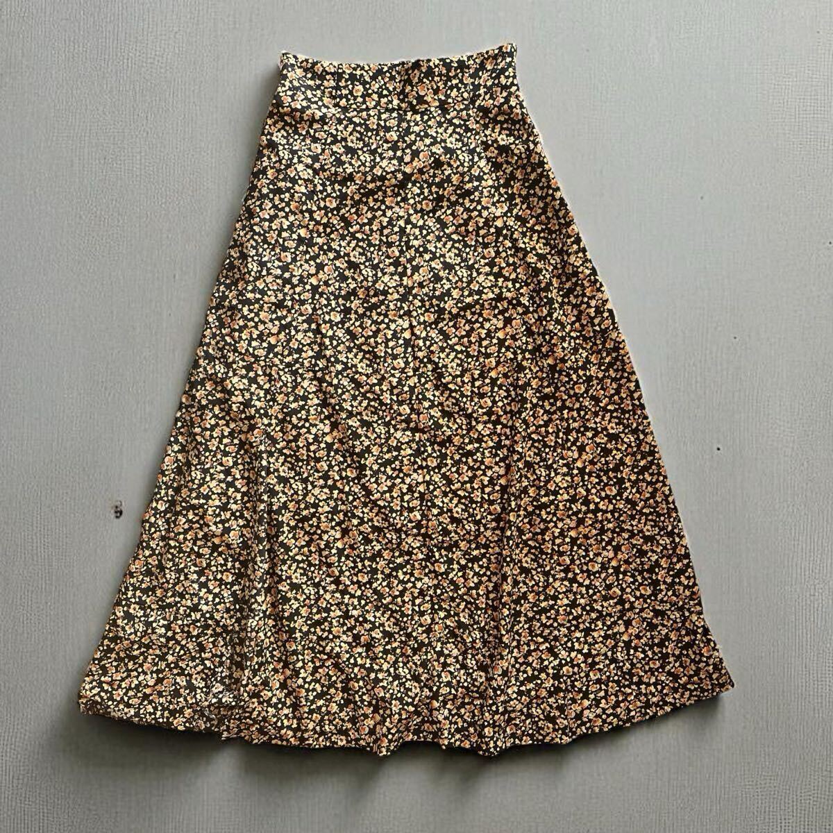 JEANASIS ジーナシス フレアスカート ボトムス ロング丈 花柄 ロングスカート スカート ブラック 総柄 ウエストゴム拍卖