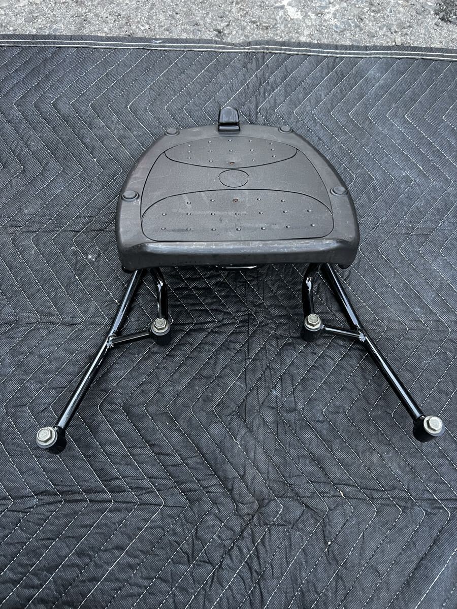 ヤマハ マジェスティー250 SG03J リアキャリア台座付き拍卖