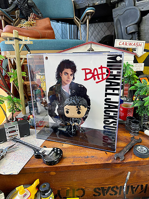 ファンコポップ マイケル・ジャクソン ハードケース入り バッド フィギュア FUNKO POP! ■ アメリカン雑貨 アメリカ雑貨拍卖