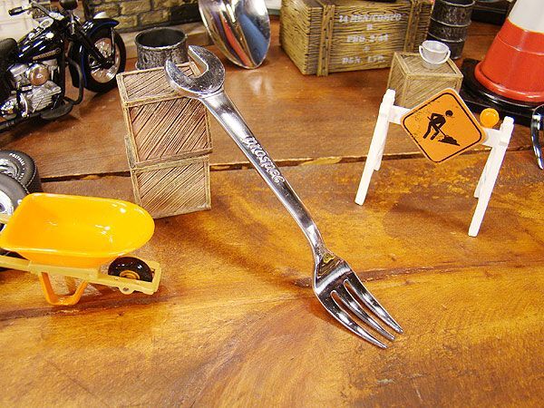 働く男のスコップスプーン (スパナフォーク) アメリカ雑貨 アメリカン雑貨 おもしろグッズ おもしろ雑貨拍卖