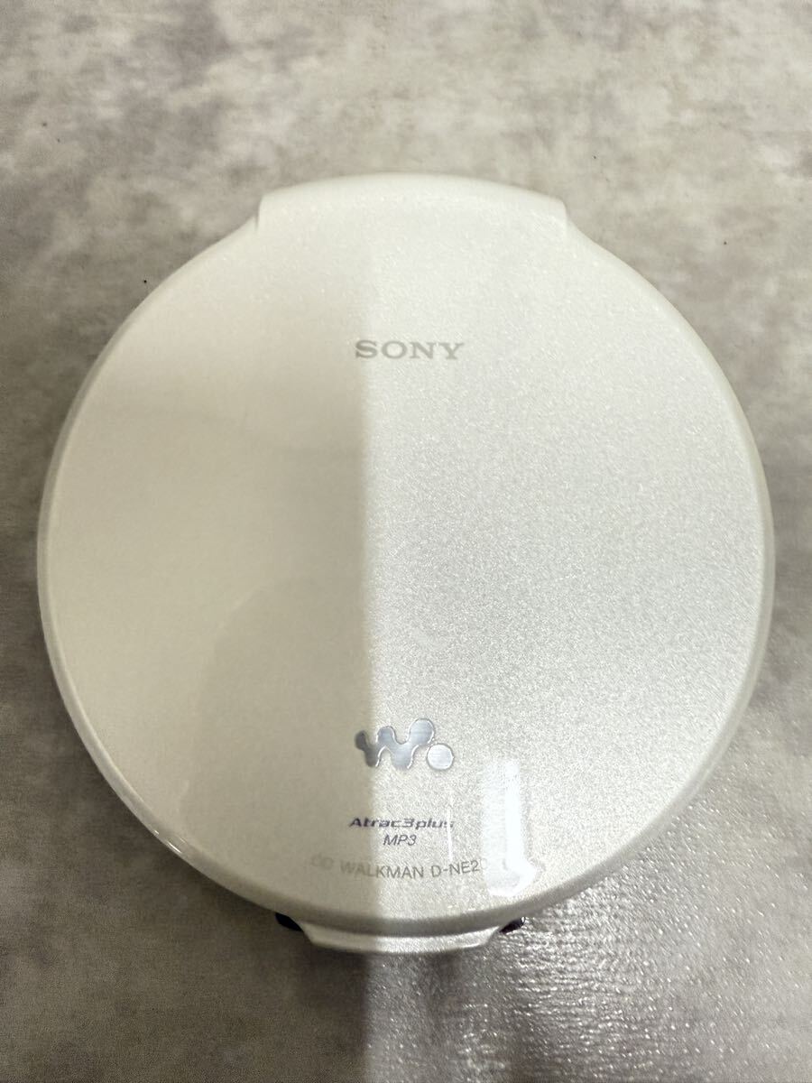 1円から SONY ソニー ポータブルCDプレーヤー CDウォークマン D-NE20 WALKMAN 現状渡し拍卖