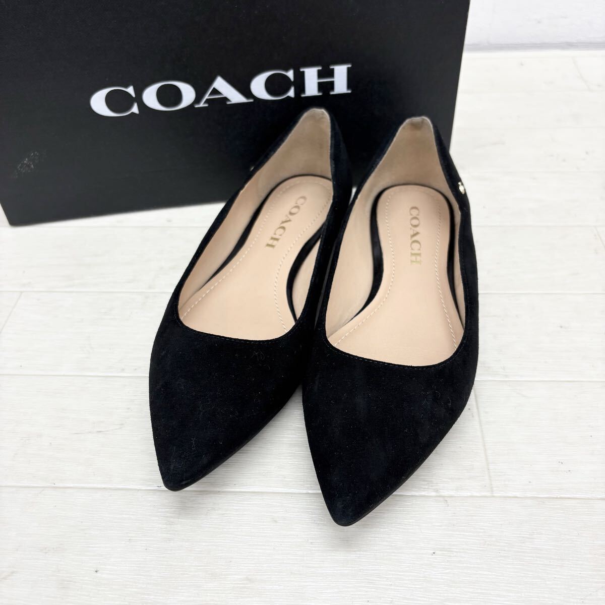 M41〓 箱付き COACH コーチ フラットシューズ レディース サイズ5C ブラック スエードレザー ポインテッドトゥ 靴 シューズ カジュアル拍卖