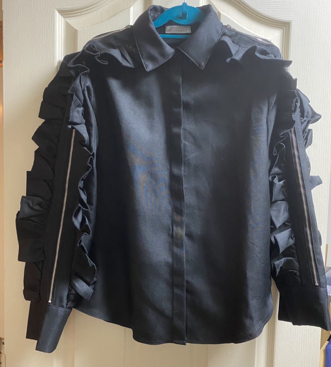 1300☆monopol☆黒袖総フリル&ジッパー長袖シャツ☆中古拍卖