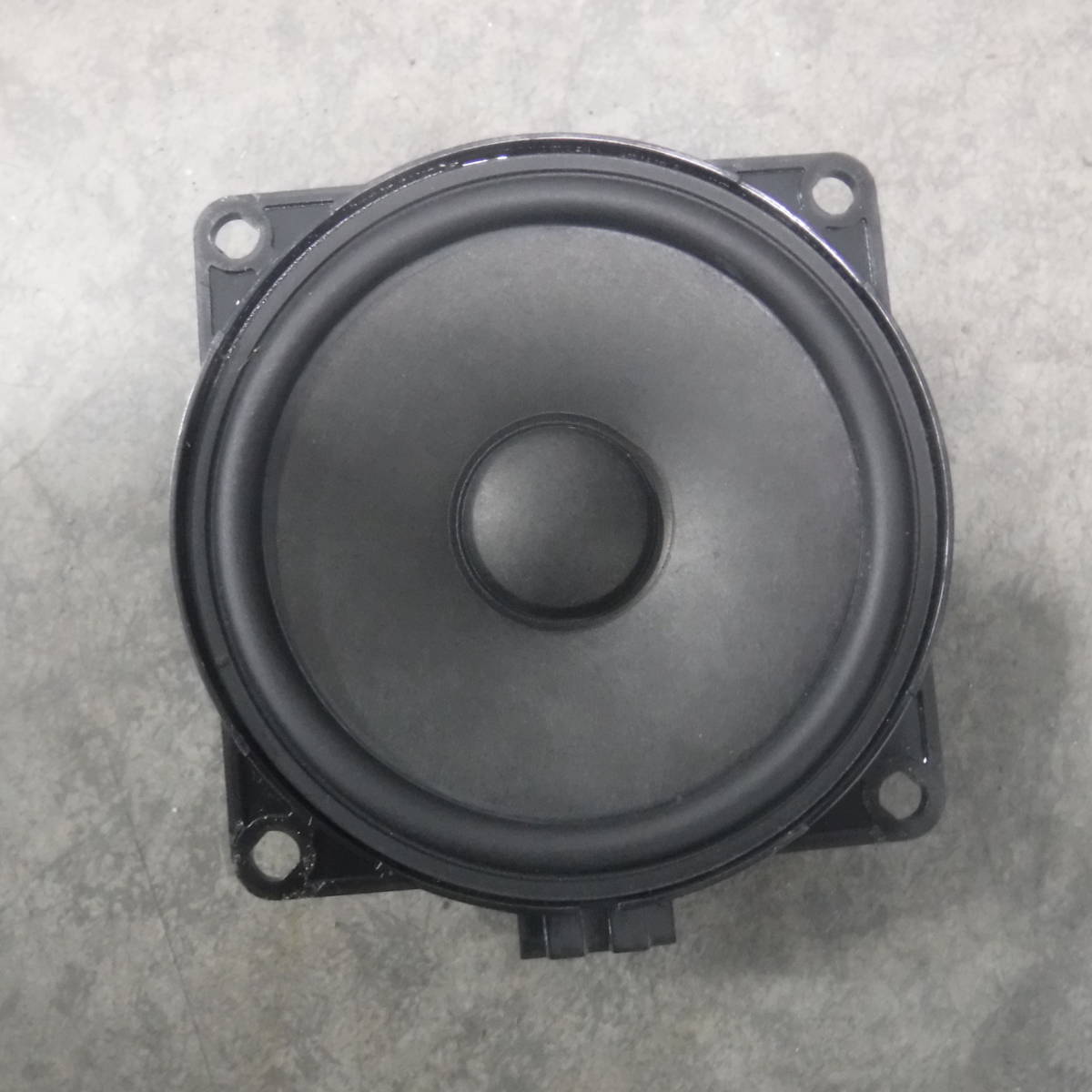 VWワーゲンGOLFゴルフ5ヴァリアント1KCAVゴルフⅤバリアント1K系ワゴン右フロントドア運転席ドア スピーカー ドアスピーカー1K0035411拍卖