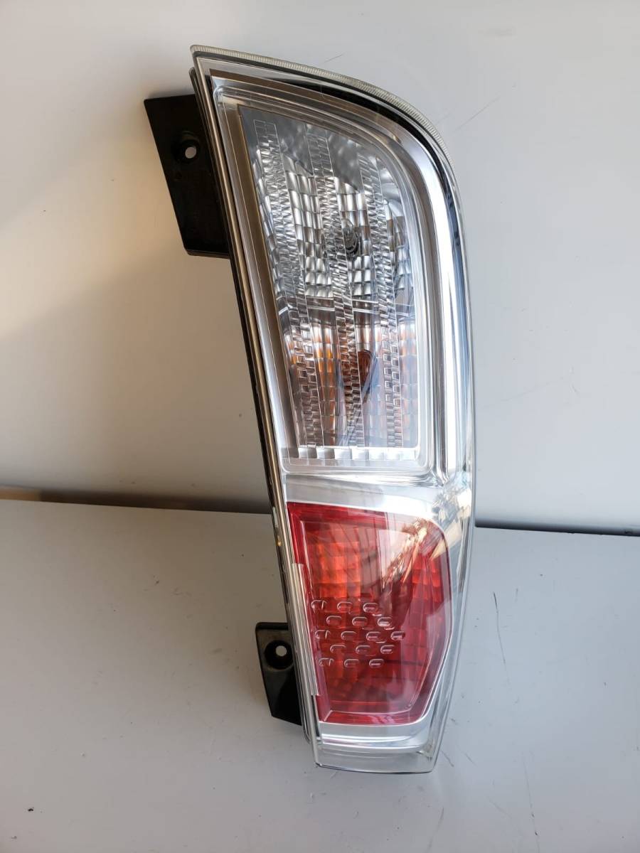 ニッサン デイズルークス B21A テールランプ 右拍卖