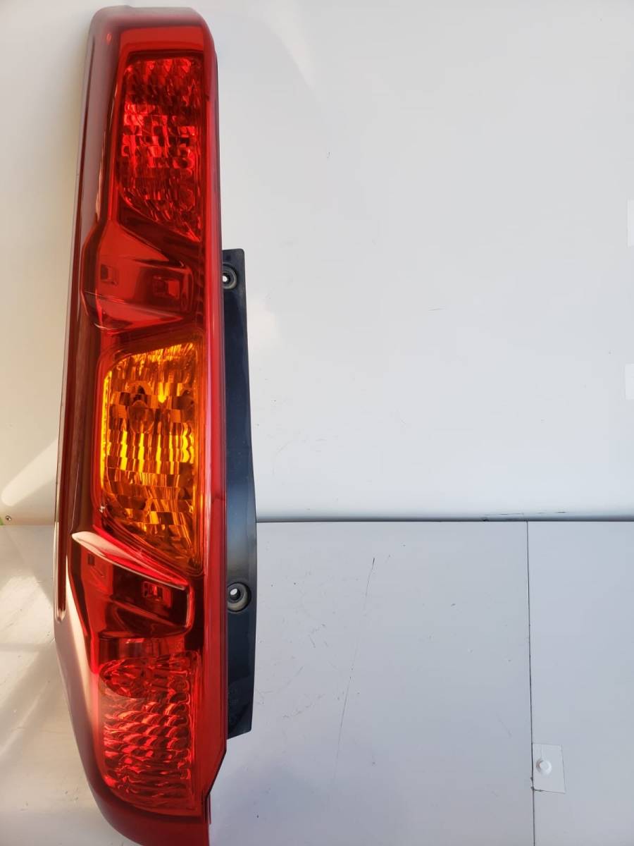 ニッサン エクストレイル T31 テールランプ 左拍卖