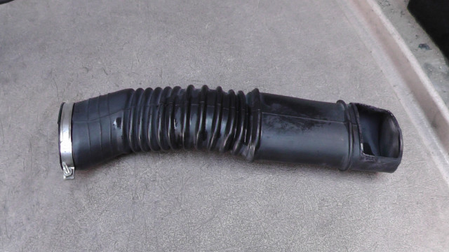 シグナス-Z LYMTJAA67BA506xxx の エンジンダクト *1558681000 中古拍卖