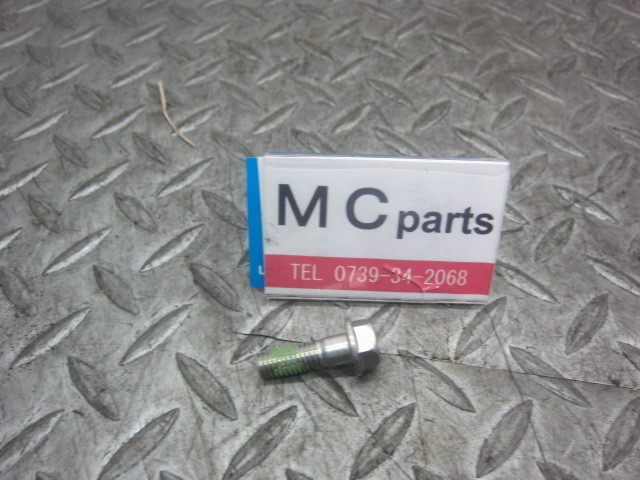 ホンダ NSR125R Rキャリパーホルダーボルト 未使用品 CBF250 90155-KY4-901拍卖