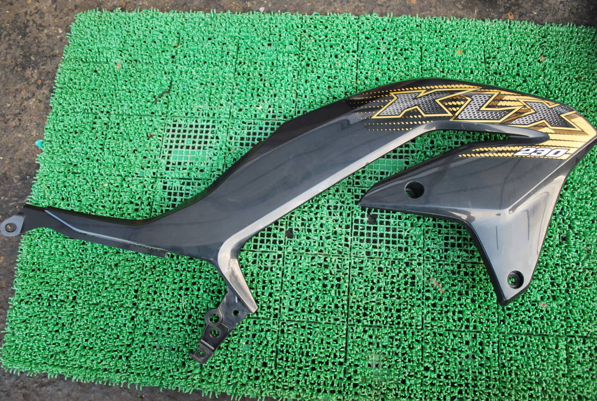 KLX230 サイドカウル 49089-0958 R212拍卖
