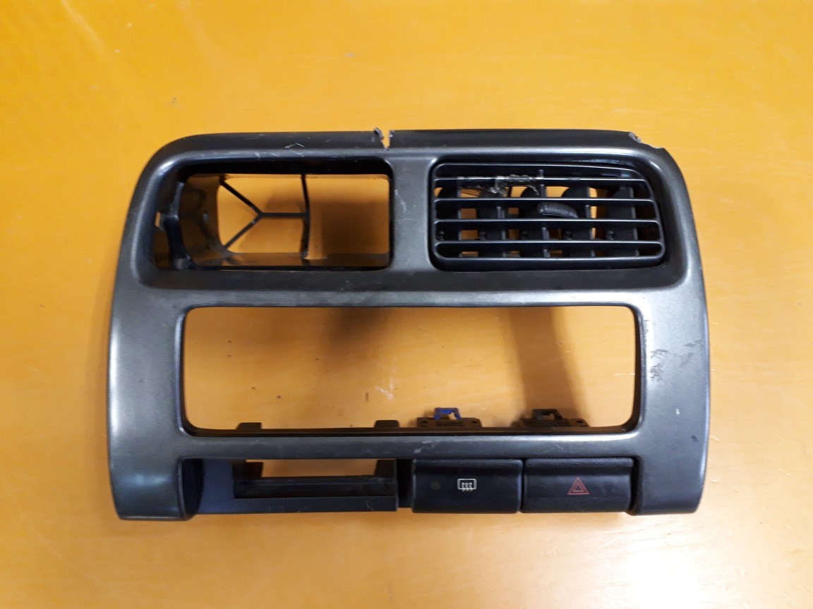 S14後期シルビア エアコンダクト No.91拍卖