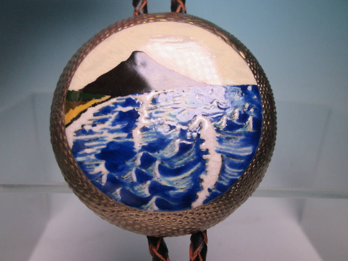 ☆薩摩志史 室田志保 作 白薩摩 豪華絢爛 金彩 海山の遠景ループタイ ループタイコレクション 桜島?拍卖