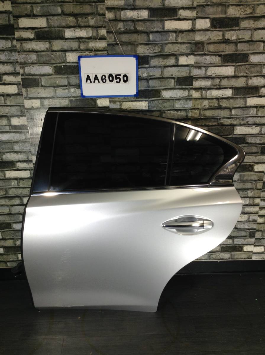 ★★★AA6050★★ YV37 日産 スカイライン リアドア サイドドア ドア 左側 ※水没車から外したものです拍卖