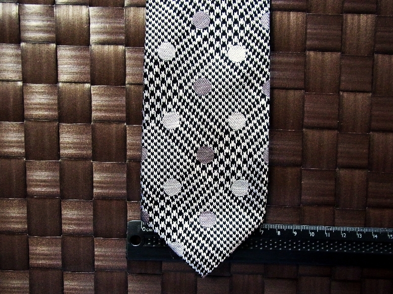 【特選】1603美品【人気の細ナロータイ】シルク100%・メイル&コー「MALE&Co.」(メール&コー)ネクタイ拍卖