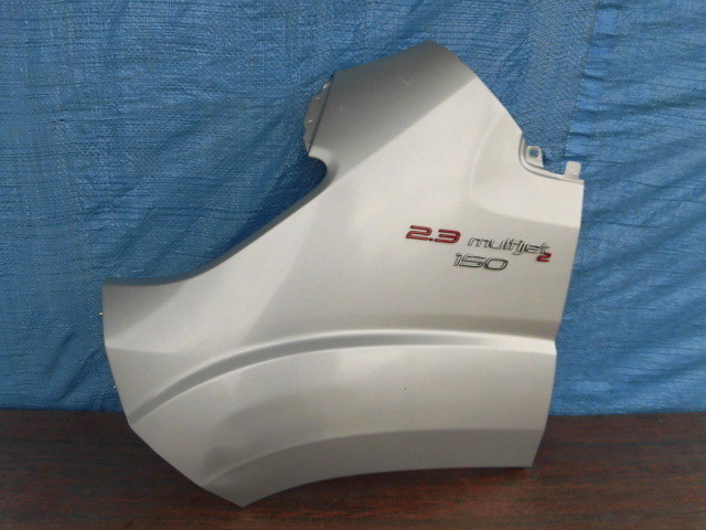 AM770 フィアット デュカート フェンダー 左 シルバー拍卖