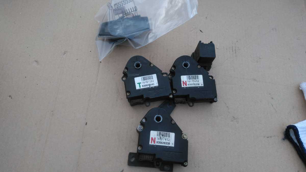 タホ 96-99 ブレンドドア アクチュエーター フラップモーター 5.7L拍卖