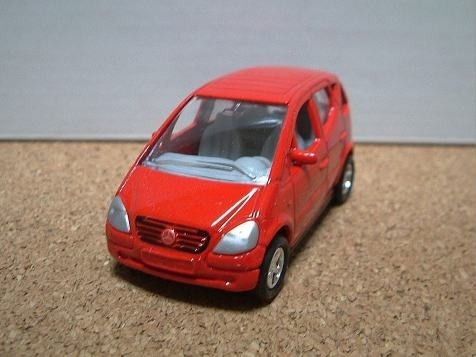 プルバック式ミニカー メルセデス ベンツ A-Class 赤スペシャル コレクション #8127拍卖