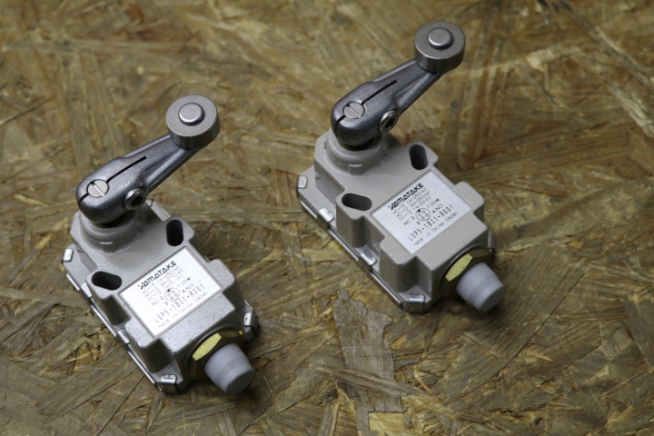 YAMATAKE 山武 リミットスイッチ LSP5-1B31-R001 2個セット 即決価格拍卖